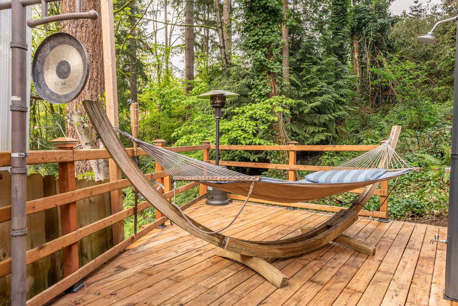 Enchanting Kirkland Hideaway 