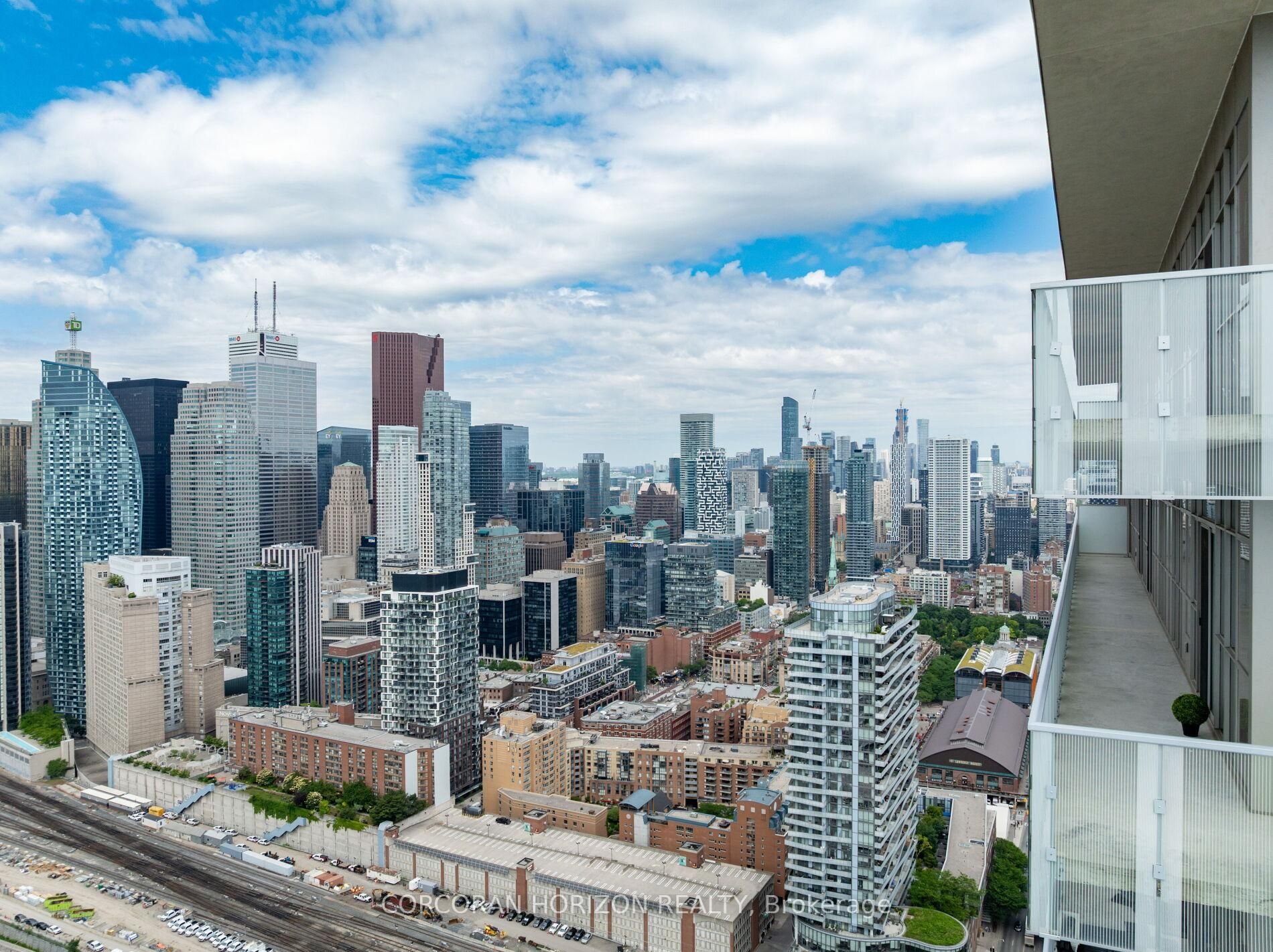 SUGARBEACH PENTHOUSE LIVING