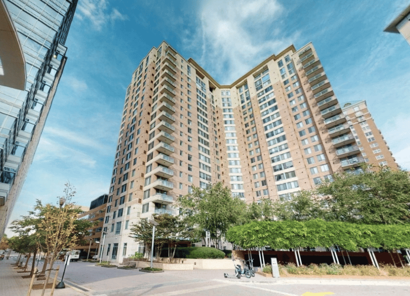 Building Community: Why Downsizing in Arlington Could Be the Best Move You’ll Ever Make