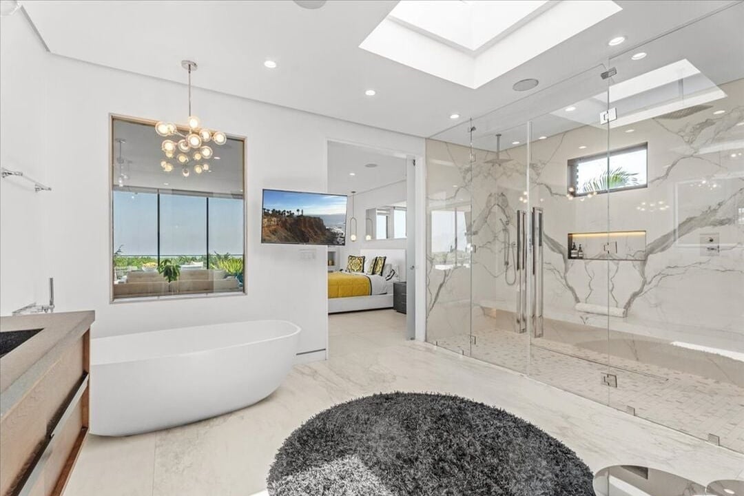 Celestia Estate, Hercules Dr, 90046