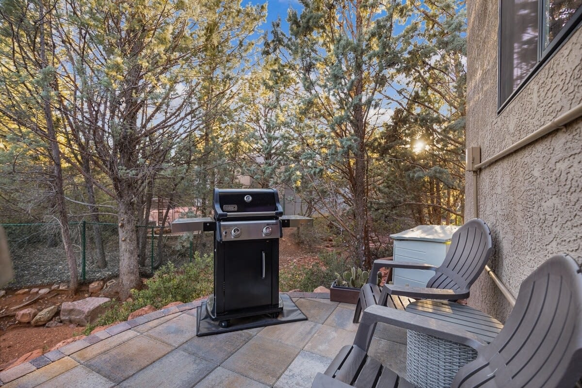 Mammoth Rock Oasis Villa-Hot Tub & Free Pets