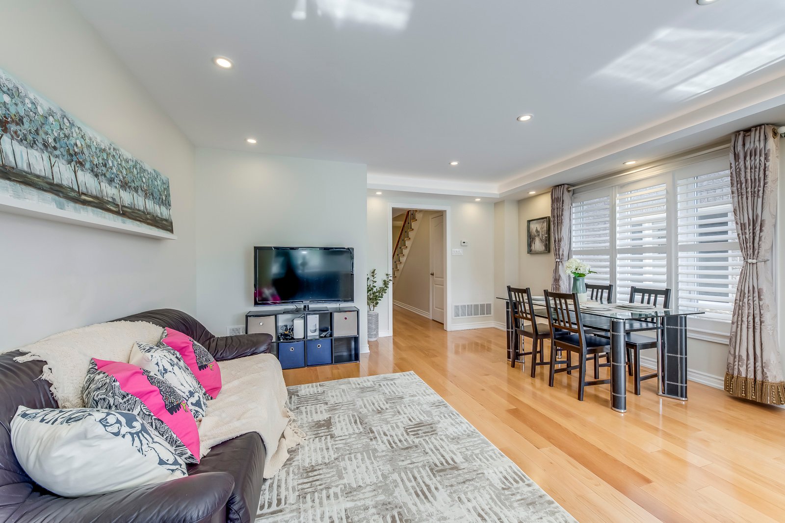 1038 Windbrook Grove