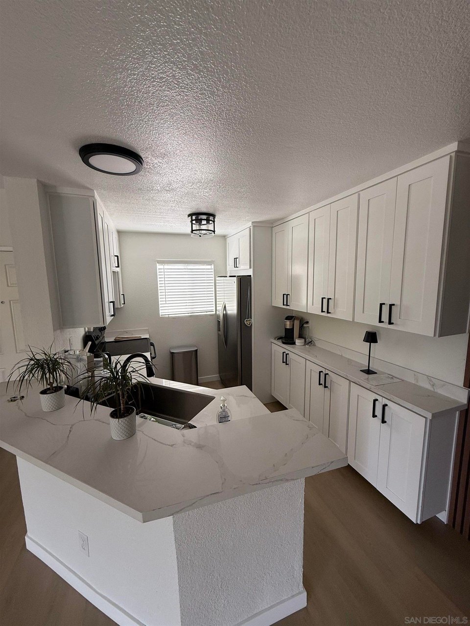 7048 Camino Degrazia #237, San Diego, CA 92111