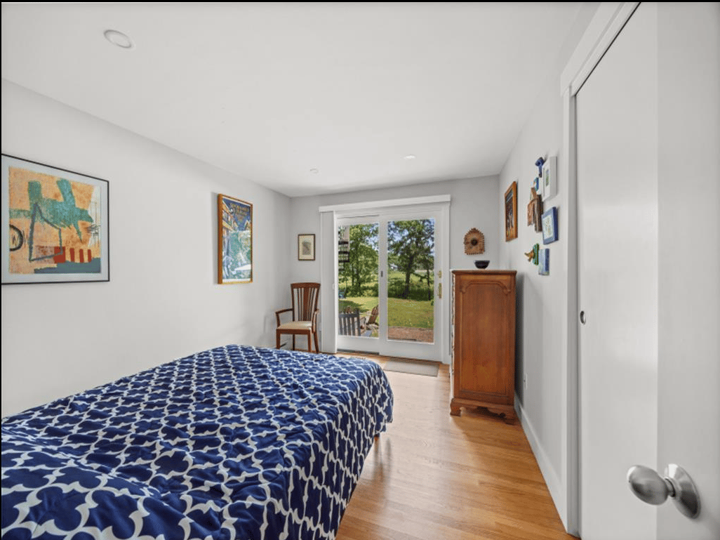 69 Brush Pond Road