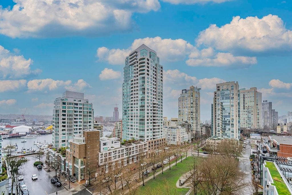 1480 Howe St, #1106