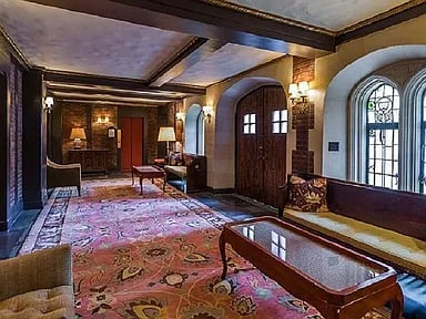 333 E 43rd St APT 316