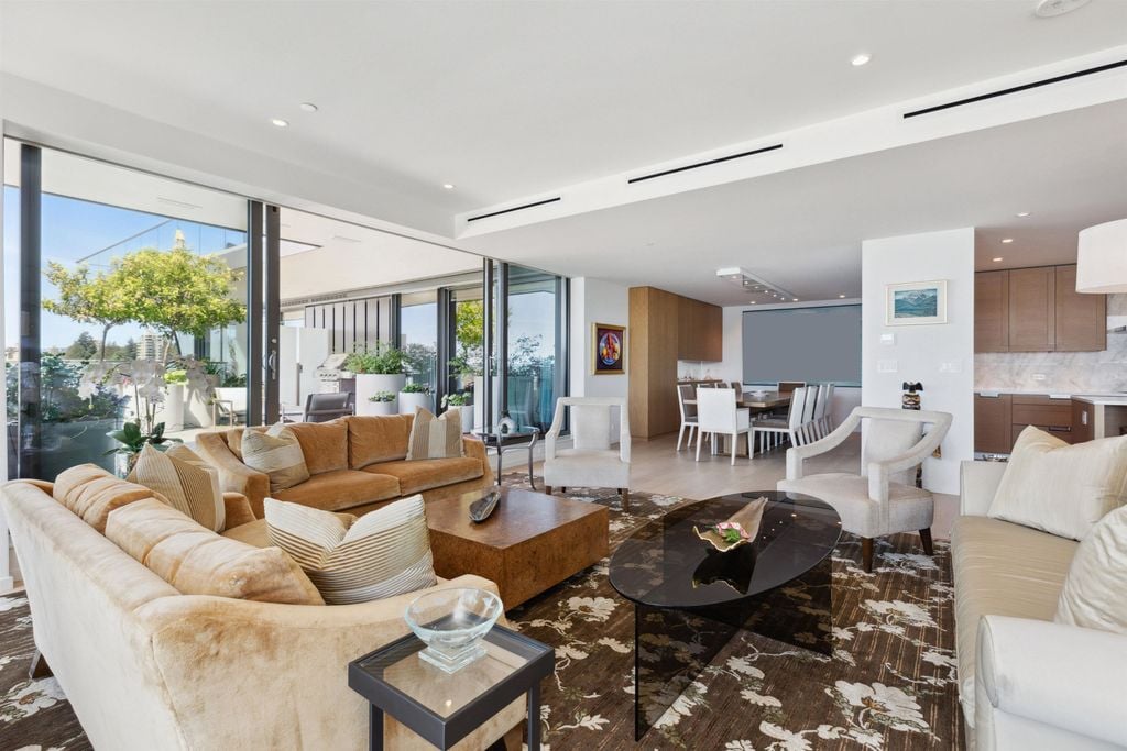 1355 Bellevue Ave, #505
