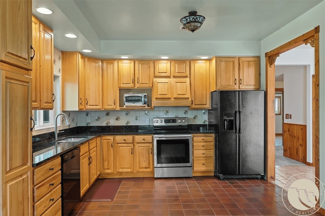 105 Schreiner Rd