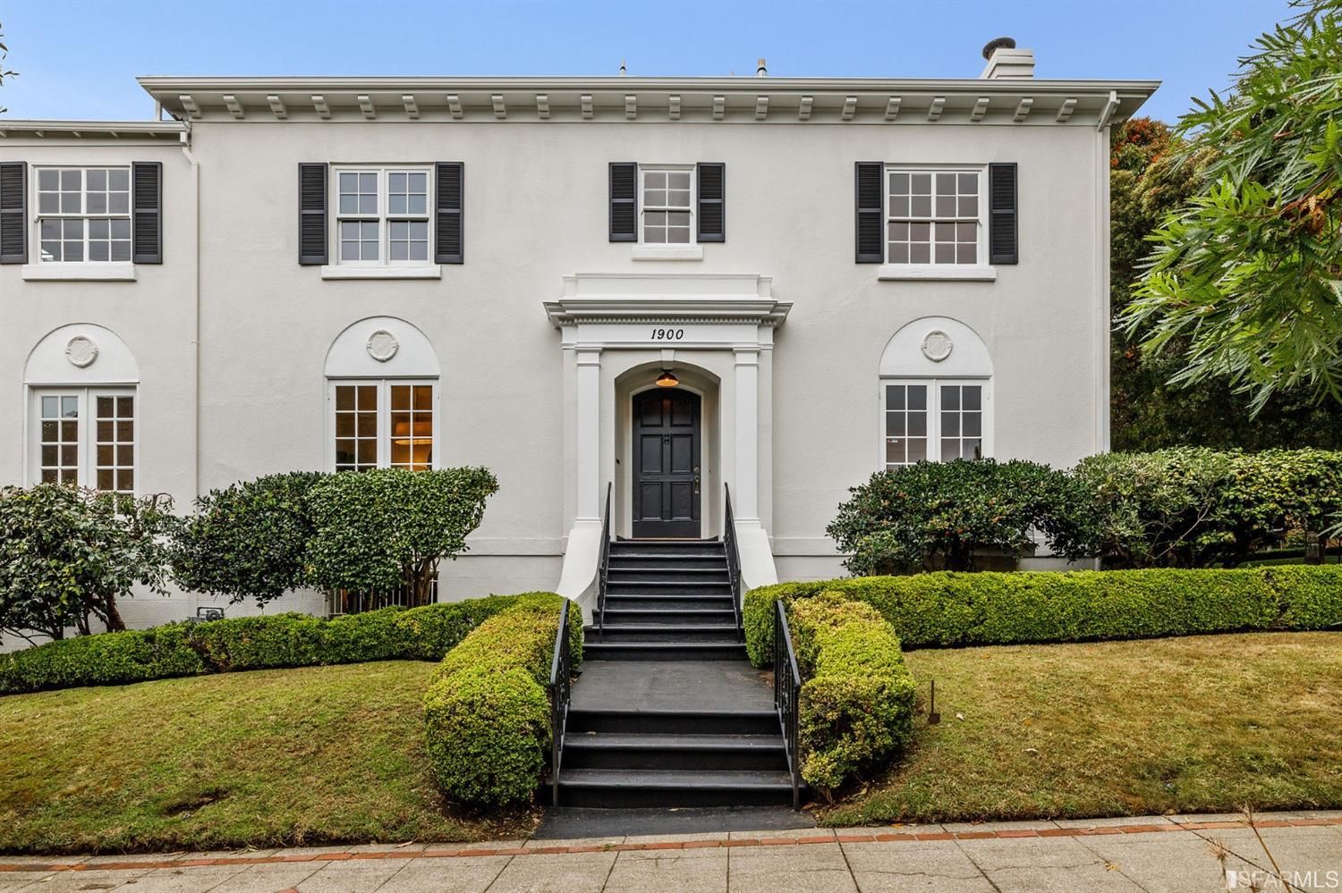 1900 Monterey Blvd, St Francis Wood