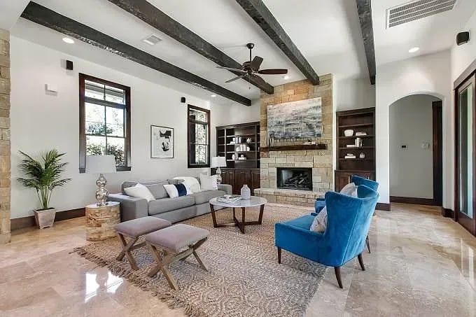 4711 Laguna