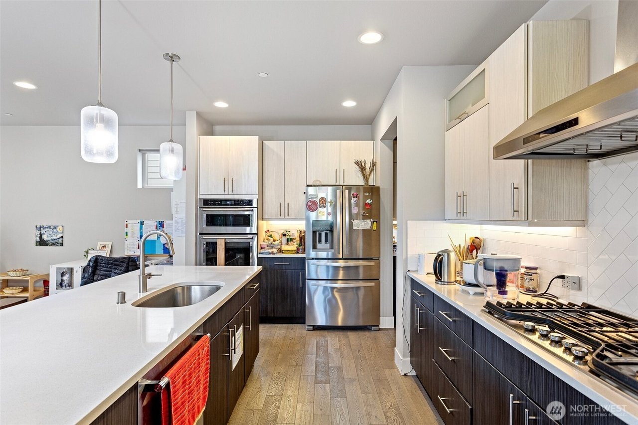 13695 NE 100th Ct, Kirkland WA 98033