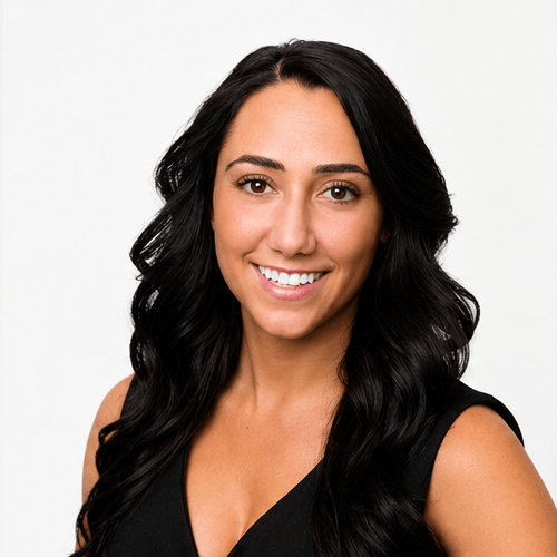 Rosa Zefferino Holmdel, NJ Real Estate Agent Headshot