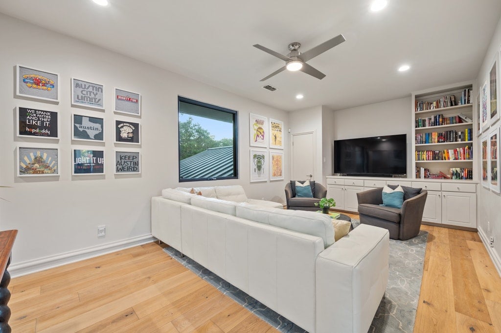 3200 Three Rivers