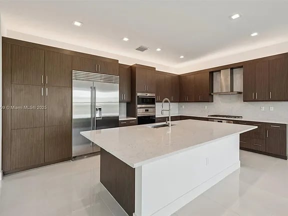 13075 Feathering Way