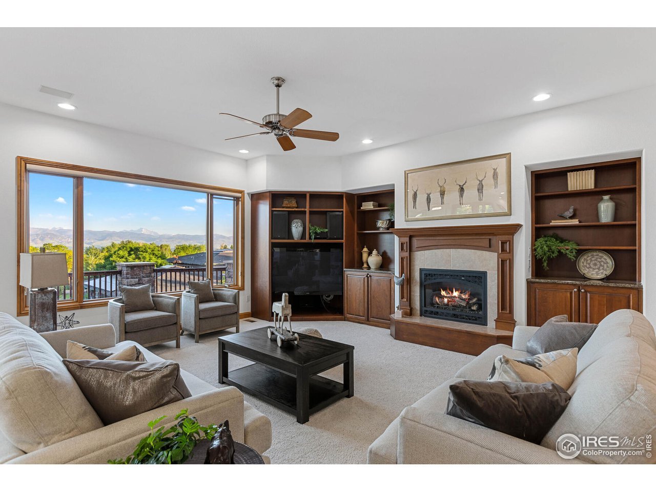 255 Barcelona Dr