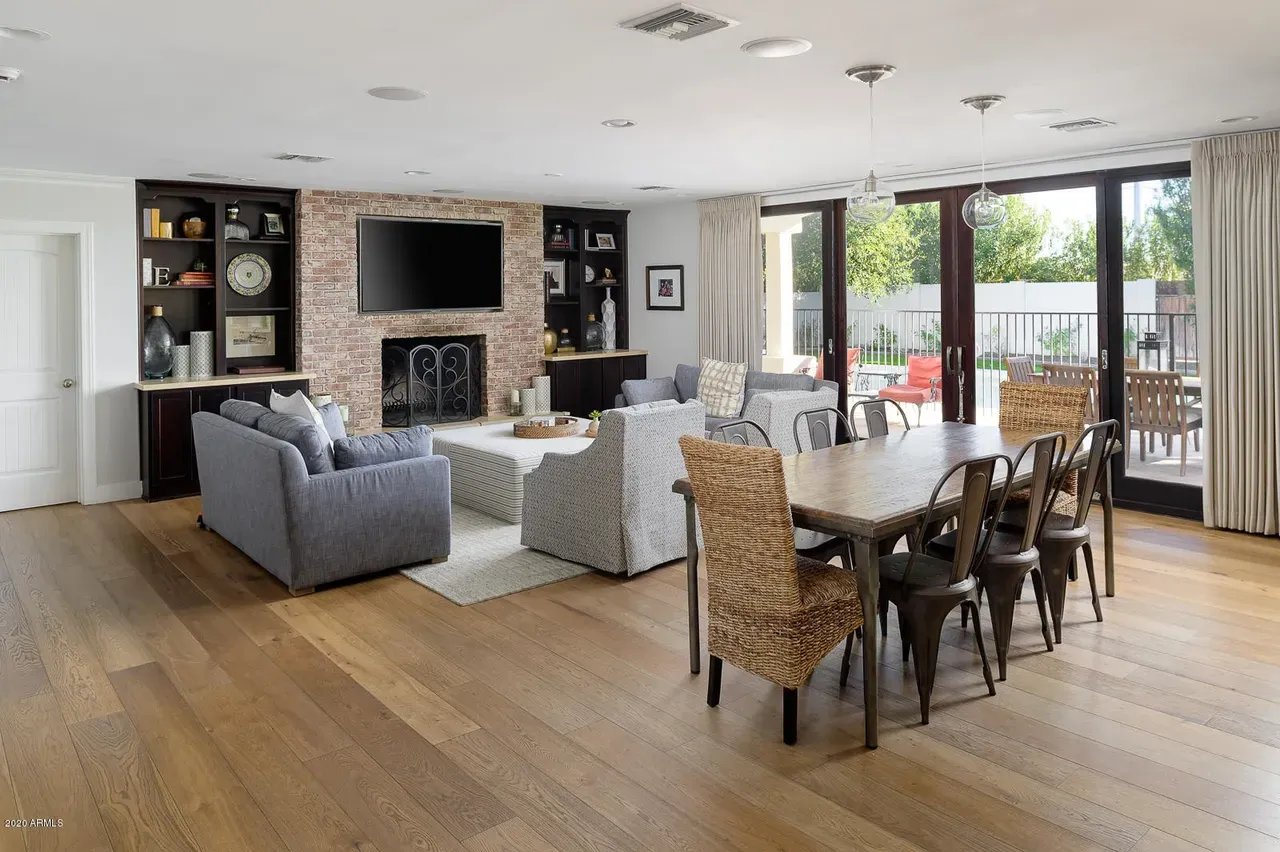 5631 E Calle Camelia