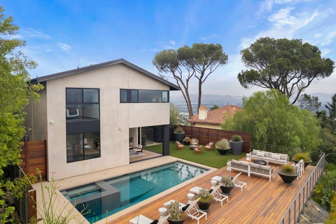 Beverly Ranch Road, 90210