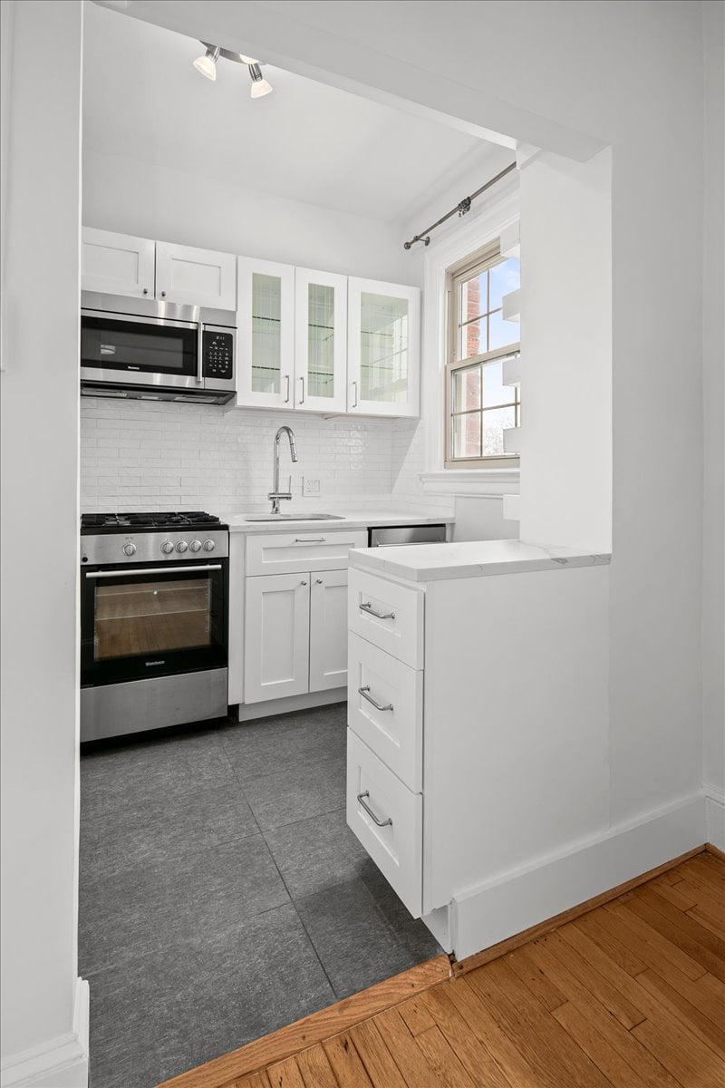 3100 Wisconsin Ave NW #406