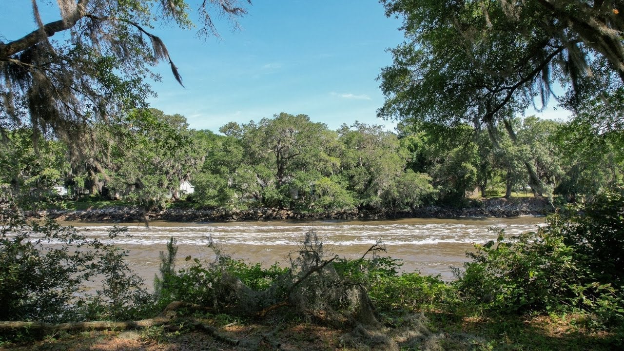 2180 Wappoo Hall Road, Charleston, SC