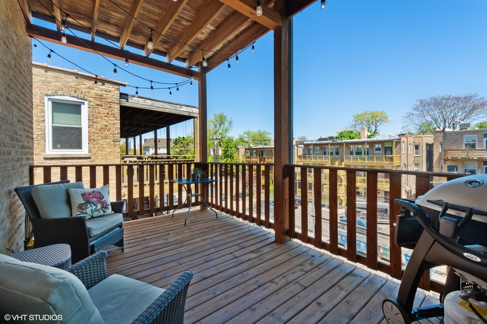 4413 N Magnolia