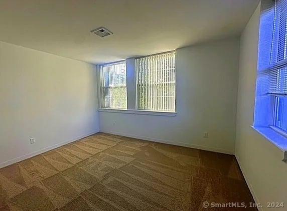 384 Howe Avenue APT 3B