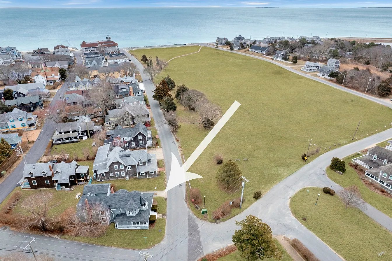 Oak Bluffs Rental