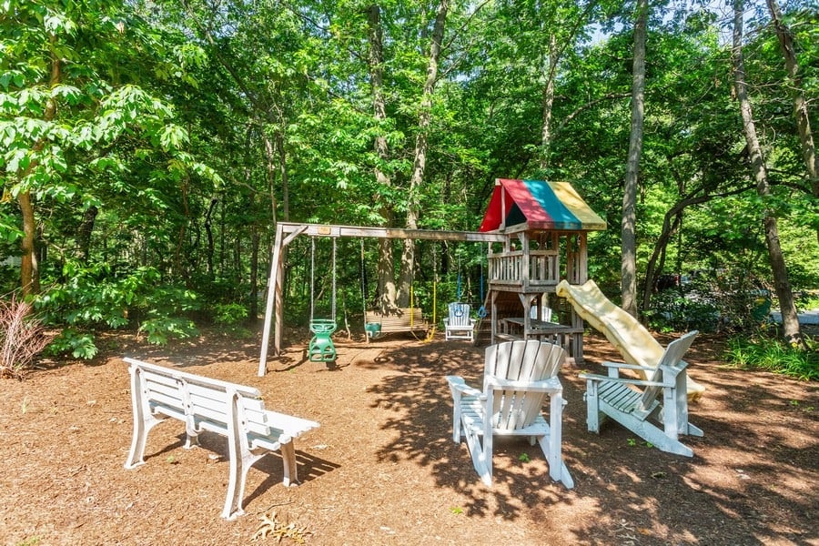 Charming Forest Beach Cottage Home 