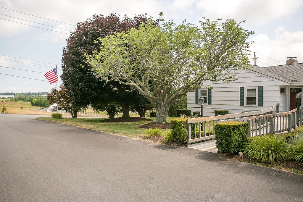 2 Sherri Lane, Middletown RI, 02842