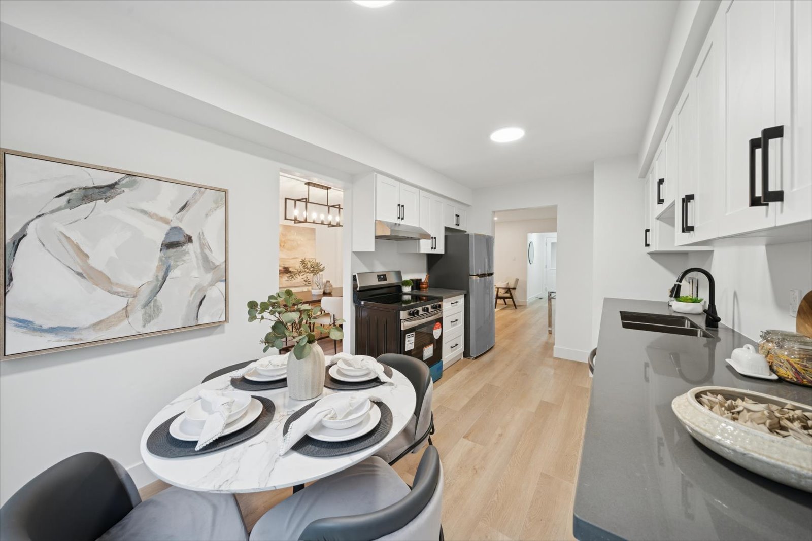 62 Pepperell Cres