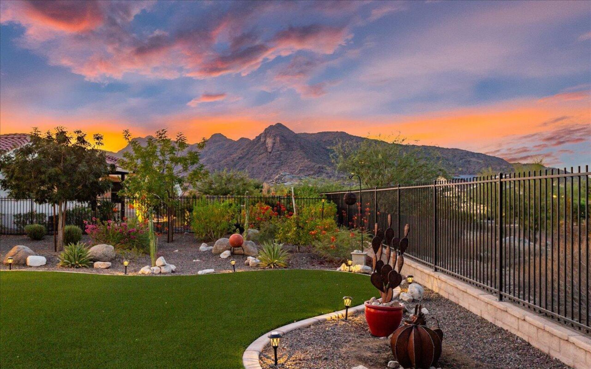 Explore Phoenix Neighborhoods | The Mitchell Group AZ