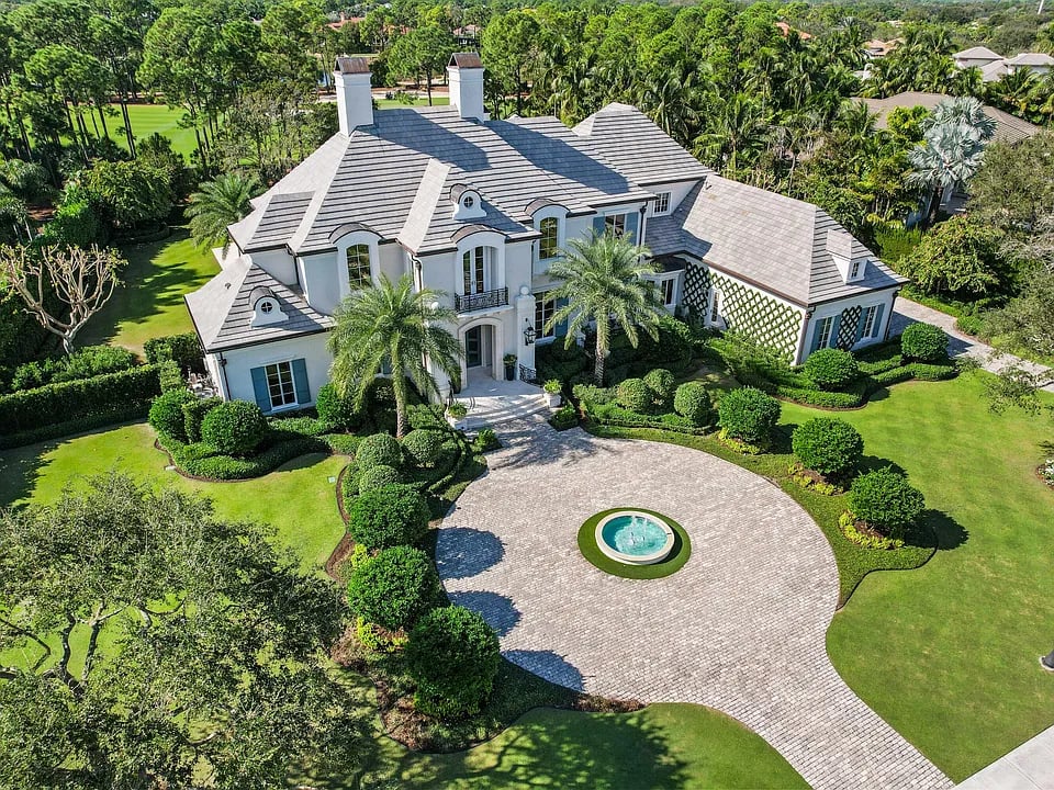 12215 Tillinghast Cir