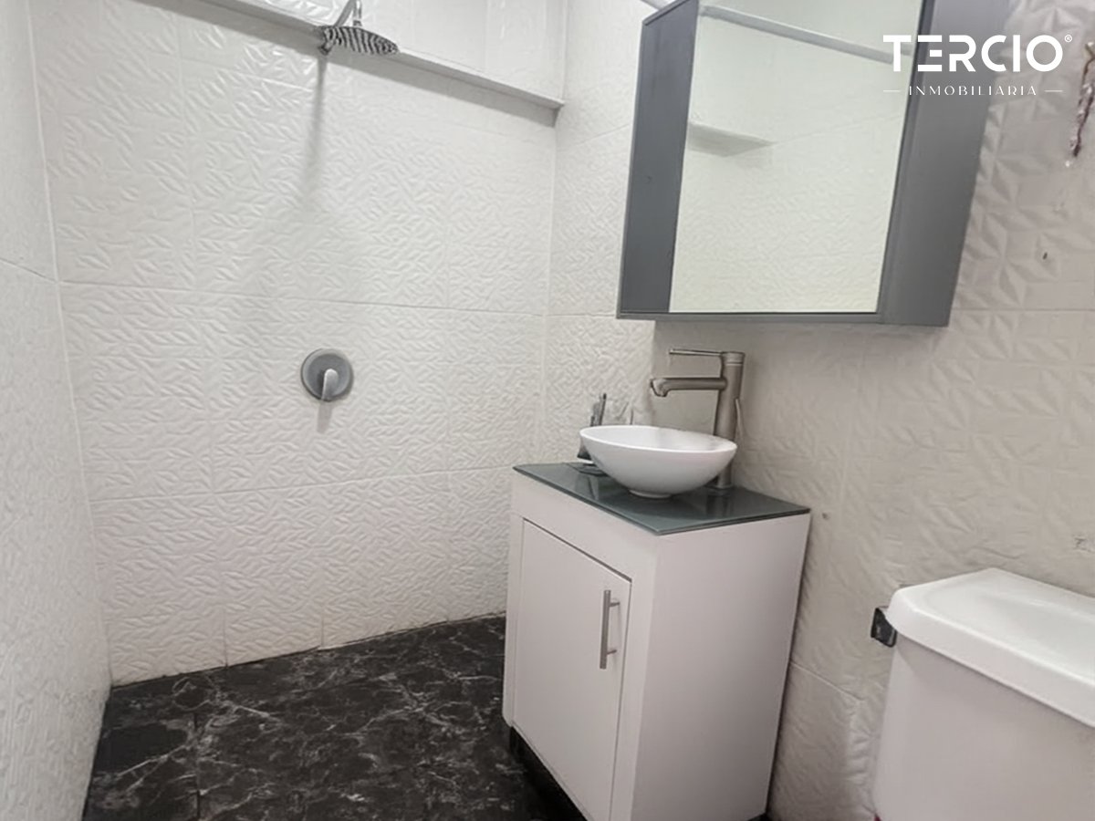 CASA EN VENTA POR MARIANO OTERO $1’780,000.00 MN