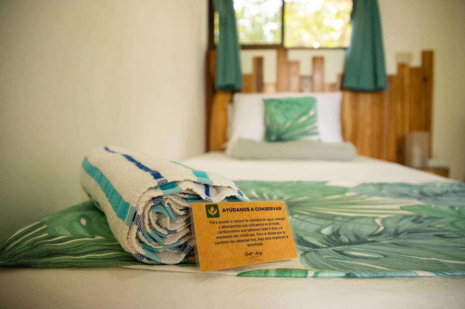 Drift Away Lodge | Near the Coast Hotel/Resort/Hostel For Sale in Playa Avellanas