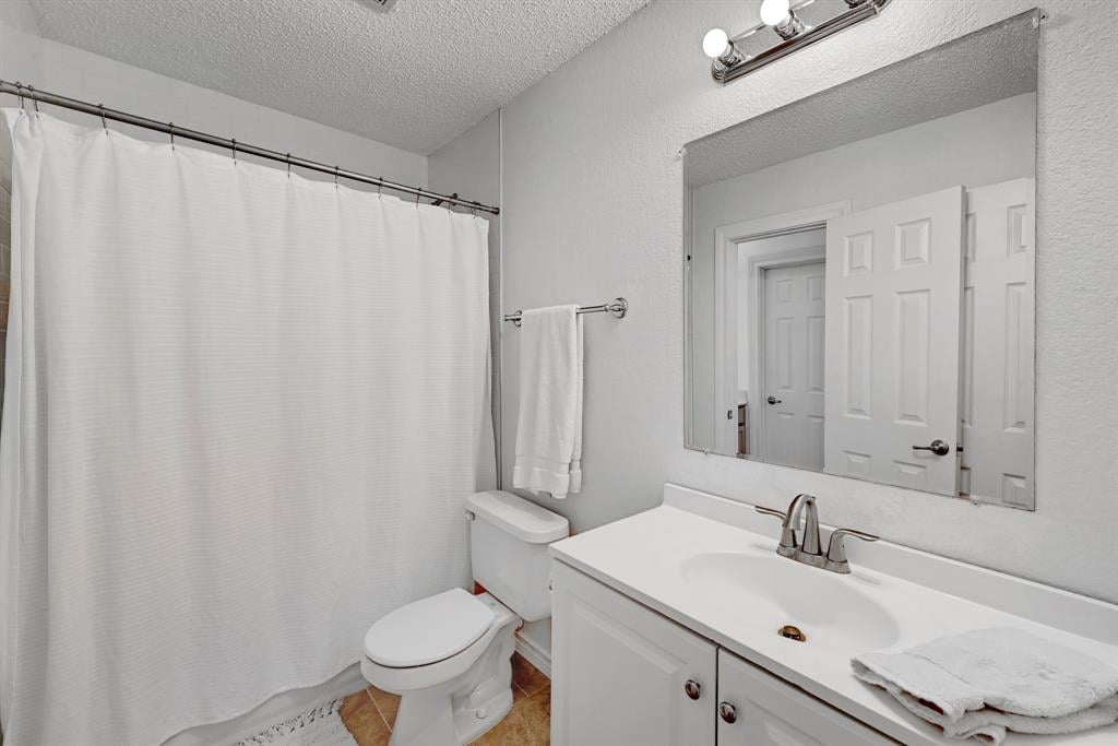 Charming Two-Story Condo in Gated Summerwind w/ Fireplace & Balcony