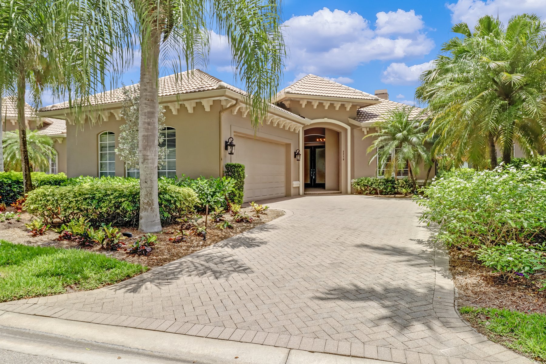 2270 Silver Palm Pl