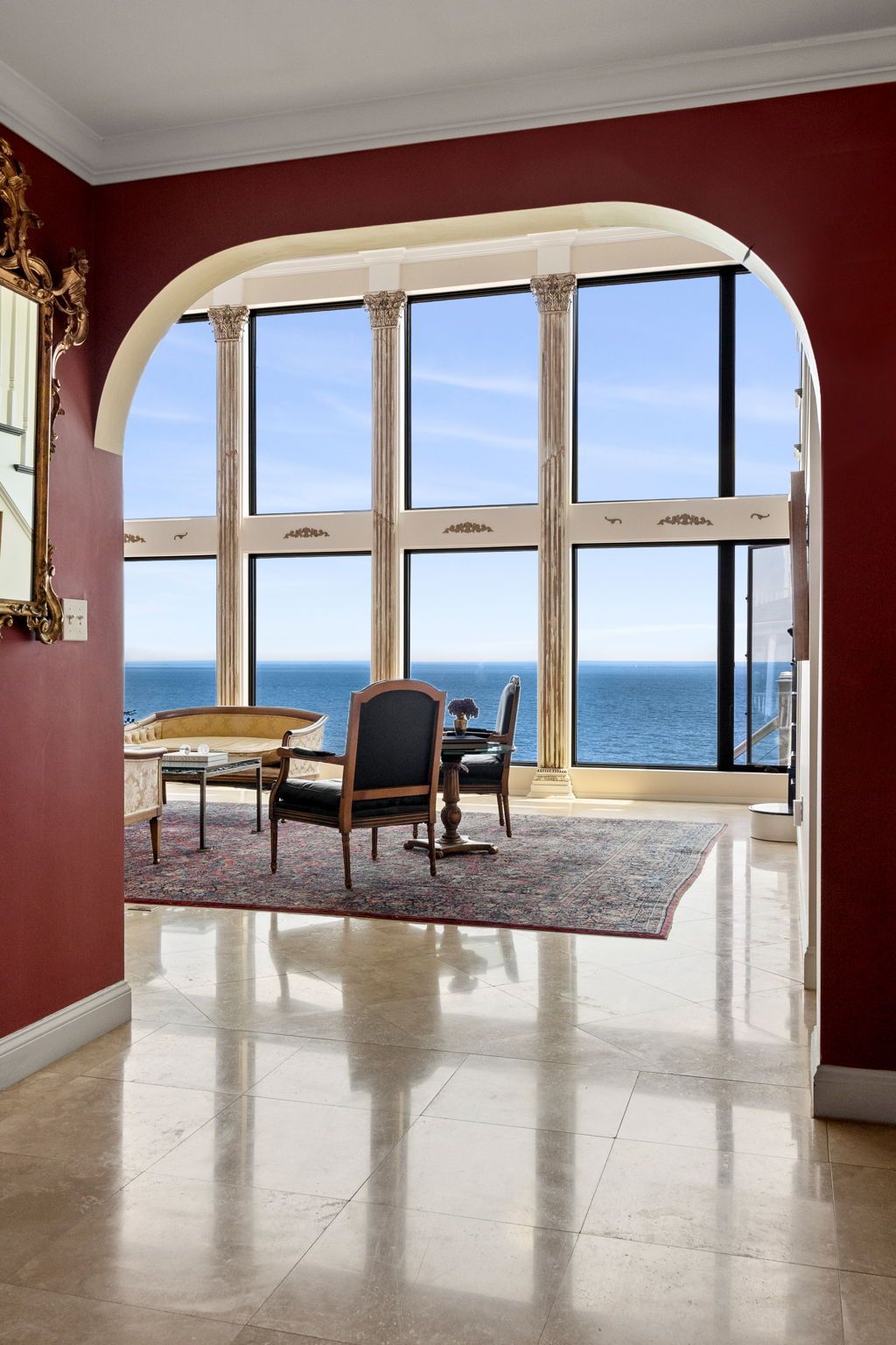 6 Naomi | Gloucester