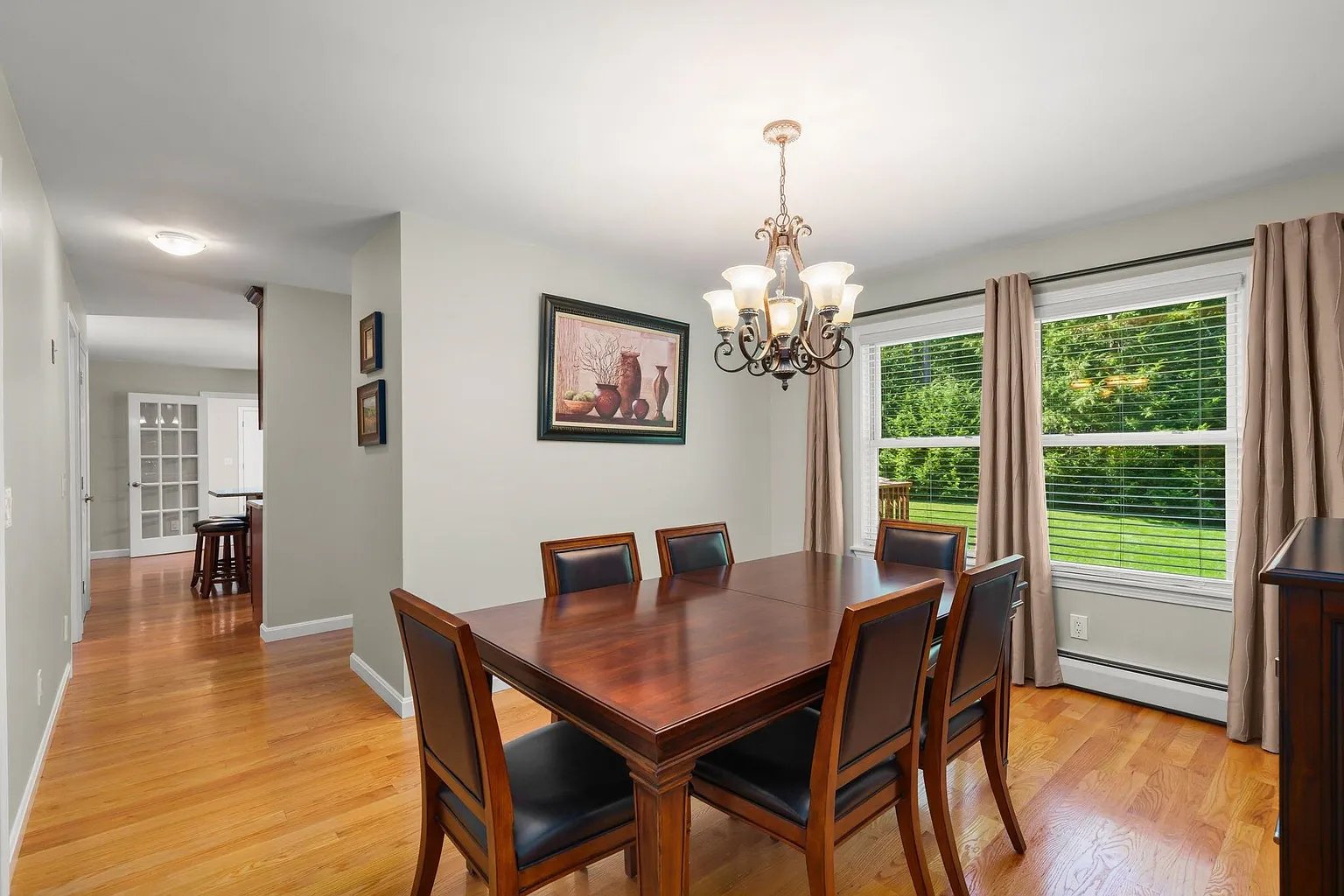 2 Brookside Ln