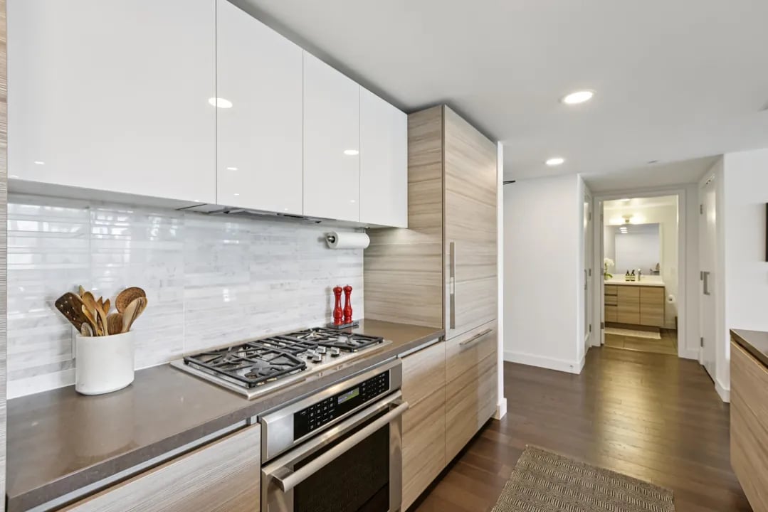 Arden 517 — living area