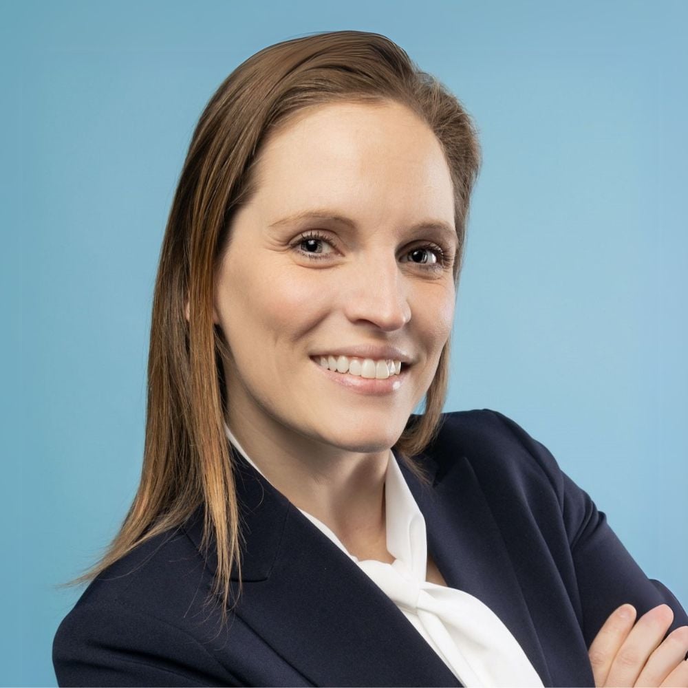 Andrea Neswadi Cincinnati, OH Real Estate Agent Headshot