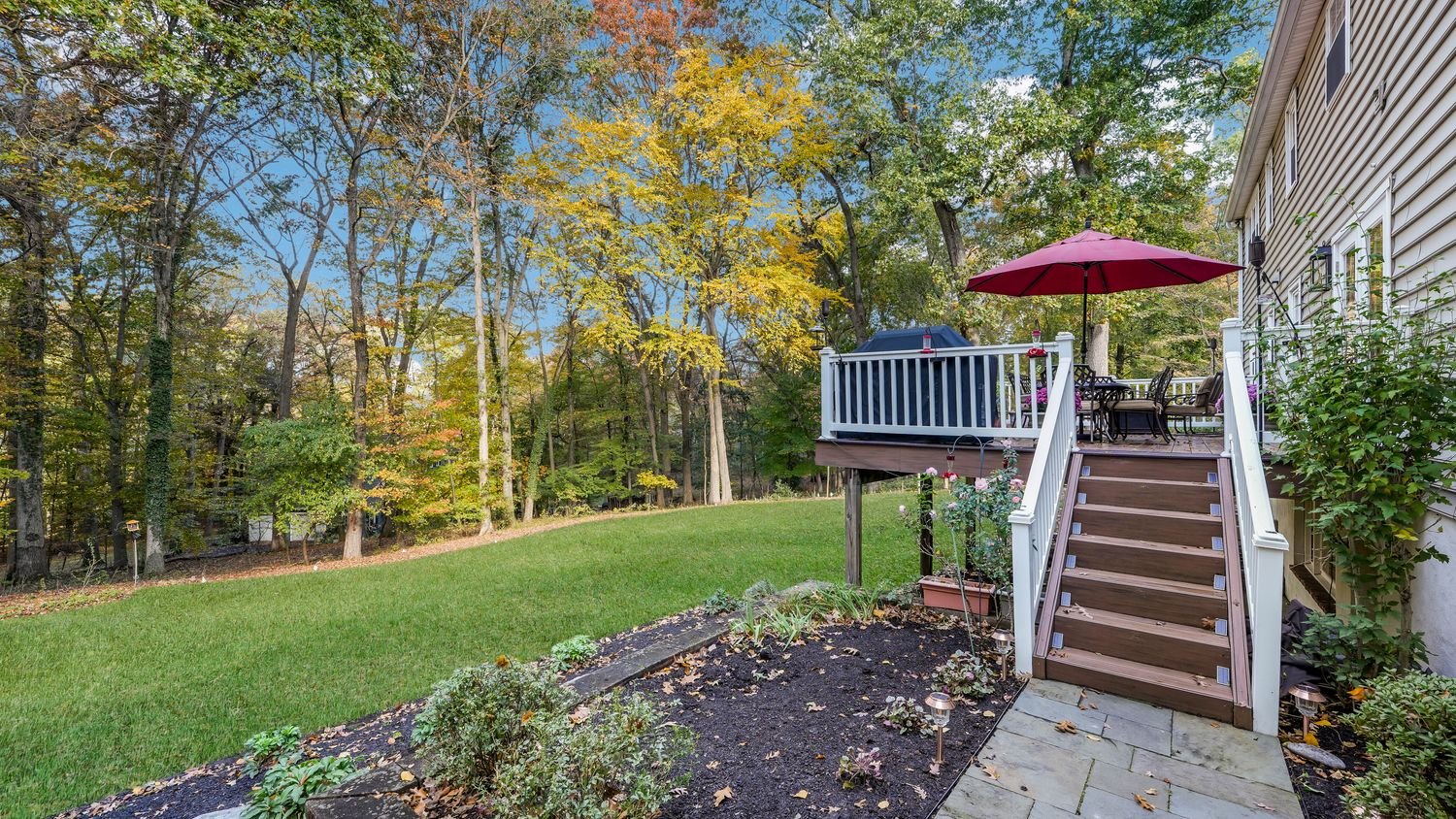 276 Cherry Ln