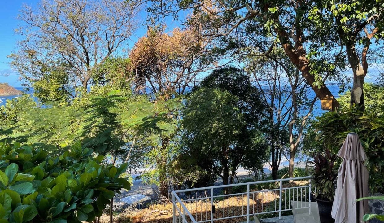 Private terraced garden