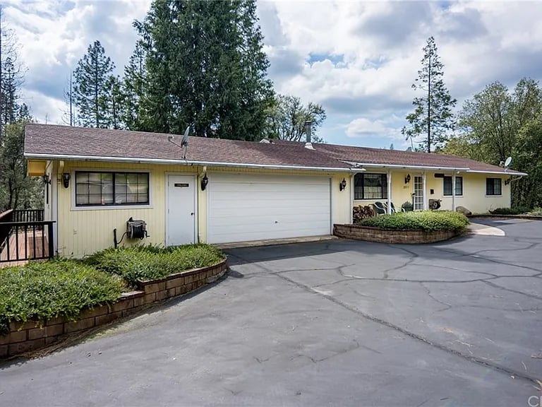 2311 Harris Rd