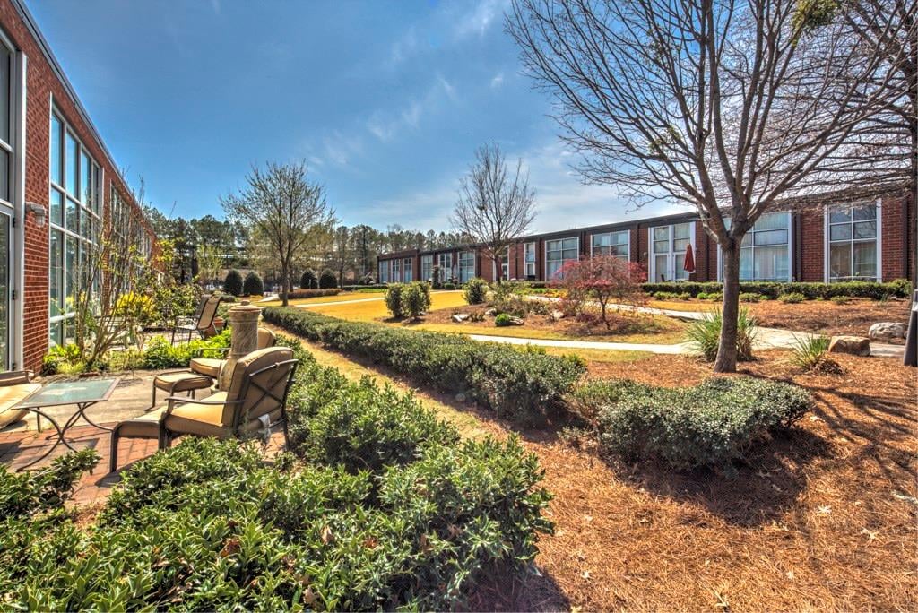 5200 Peachtree Rd, Unit 2104