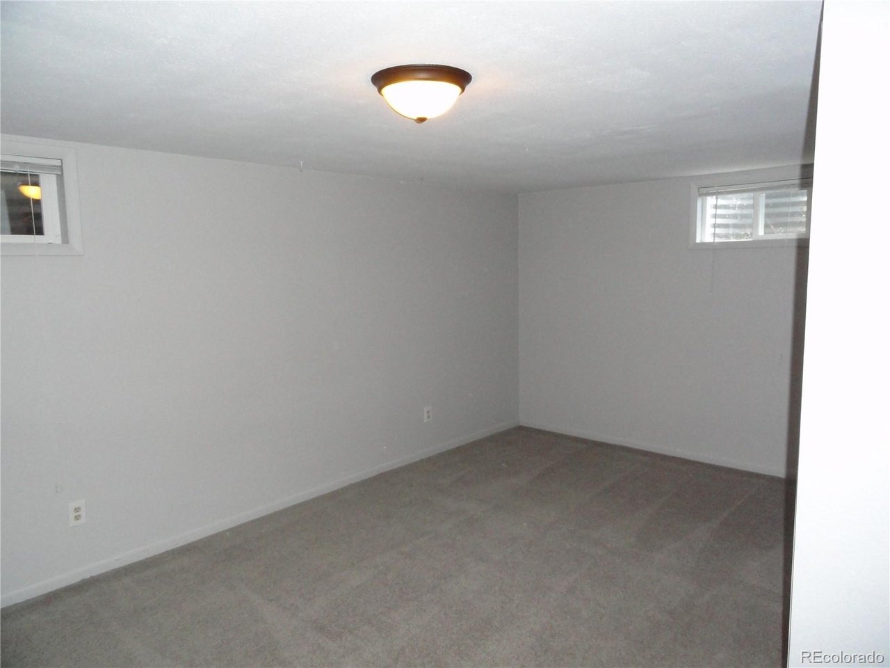 1568 S Dudley Ct