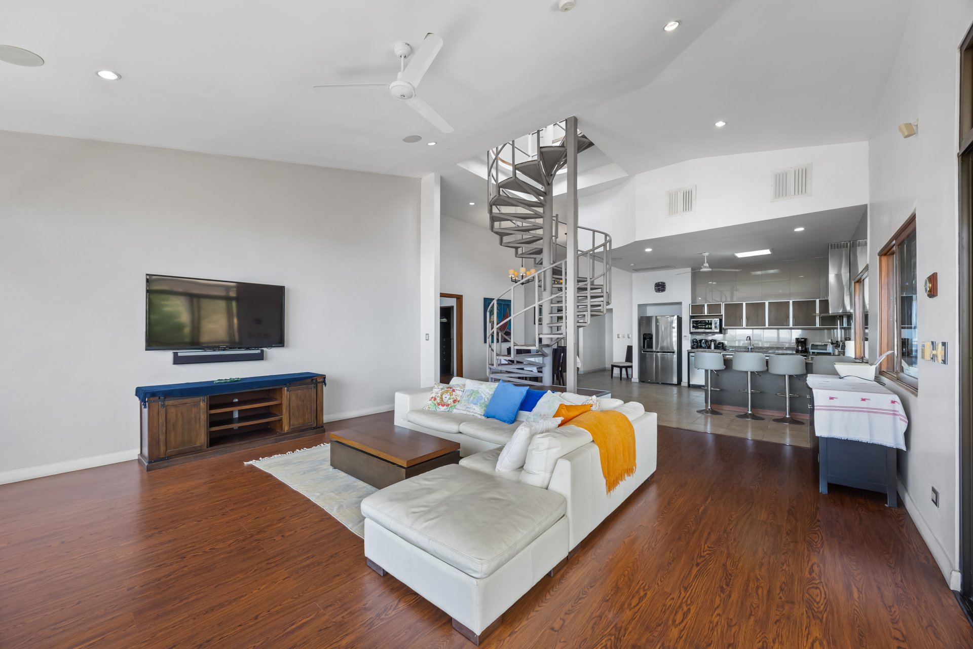 Casa Veranera & Bonus Lot | Elegant 7-Bedroom Coastal Estate with Ocean Views Steps from Playa Flamingo