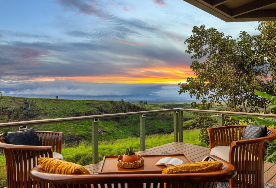Pukalani Retreat with Sweeping North Shore Views | 2690 Akalani Loop