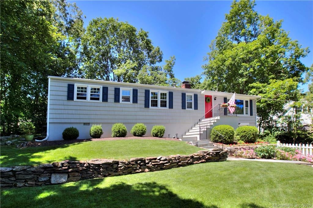 20 Hickory Drive