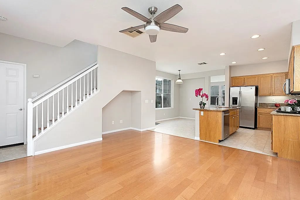 12253 Pepper Tree Ln