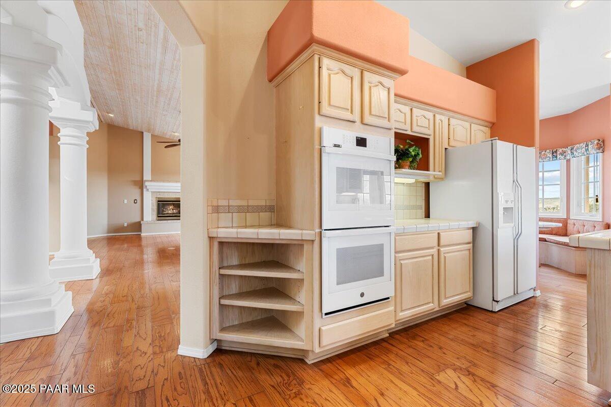 2780 Whispering Way Cir