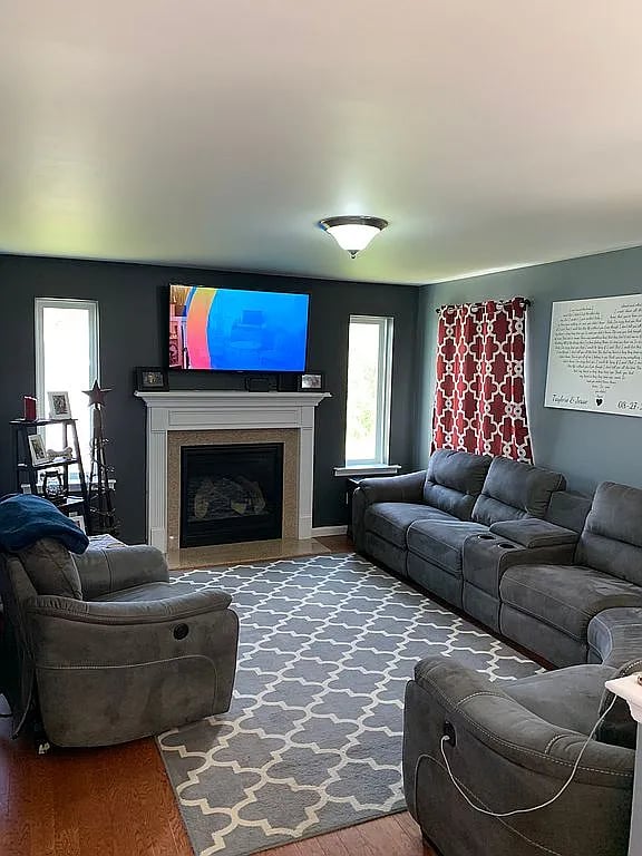 448 Country View Dr